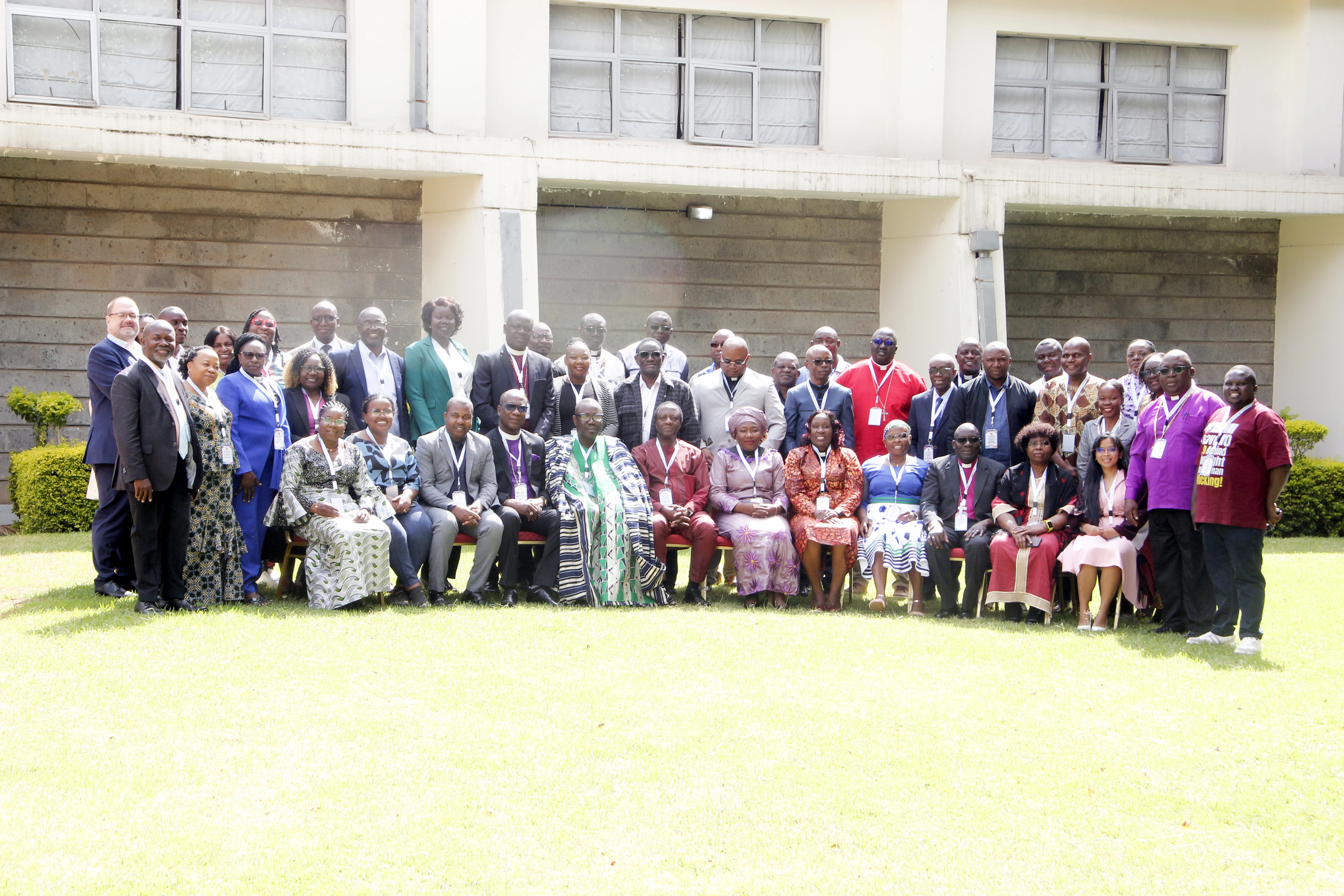 Group photo of the participants during the consultation